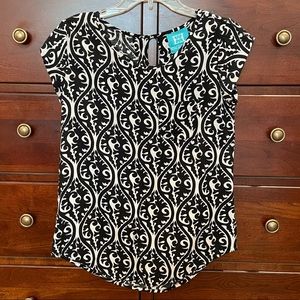 Escapada top black and white print